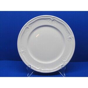 Villeroy & Boch Cortina 8 1/4" Semi-Bordered Salad Plate